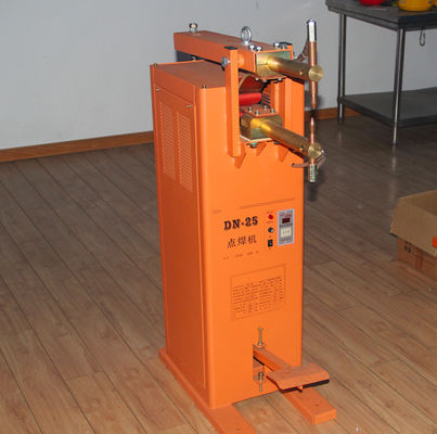 16 KVA manuelle Punktschweißmaschine, CE Fußbetriebener Punktschweißer