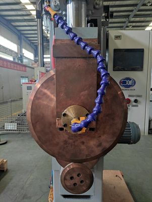 Horizontale Art Wasser-Behälter-Widerstand-Rollen-Naht-Schweißer Welding Machine For macht ein