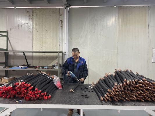 Cnc-Kupfer-Wassergekühlte Kabel Sekundärkabel für tragbare Spotschweißmaschine