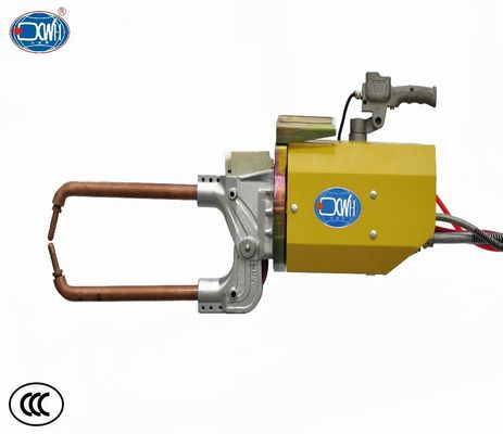 15 KVA tragbare Punktschweißmaschine, 220-Volt-Wassergekühlter Punktschweißer